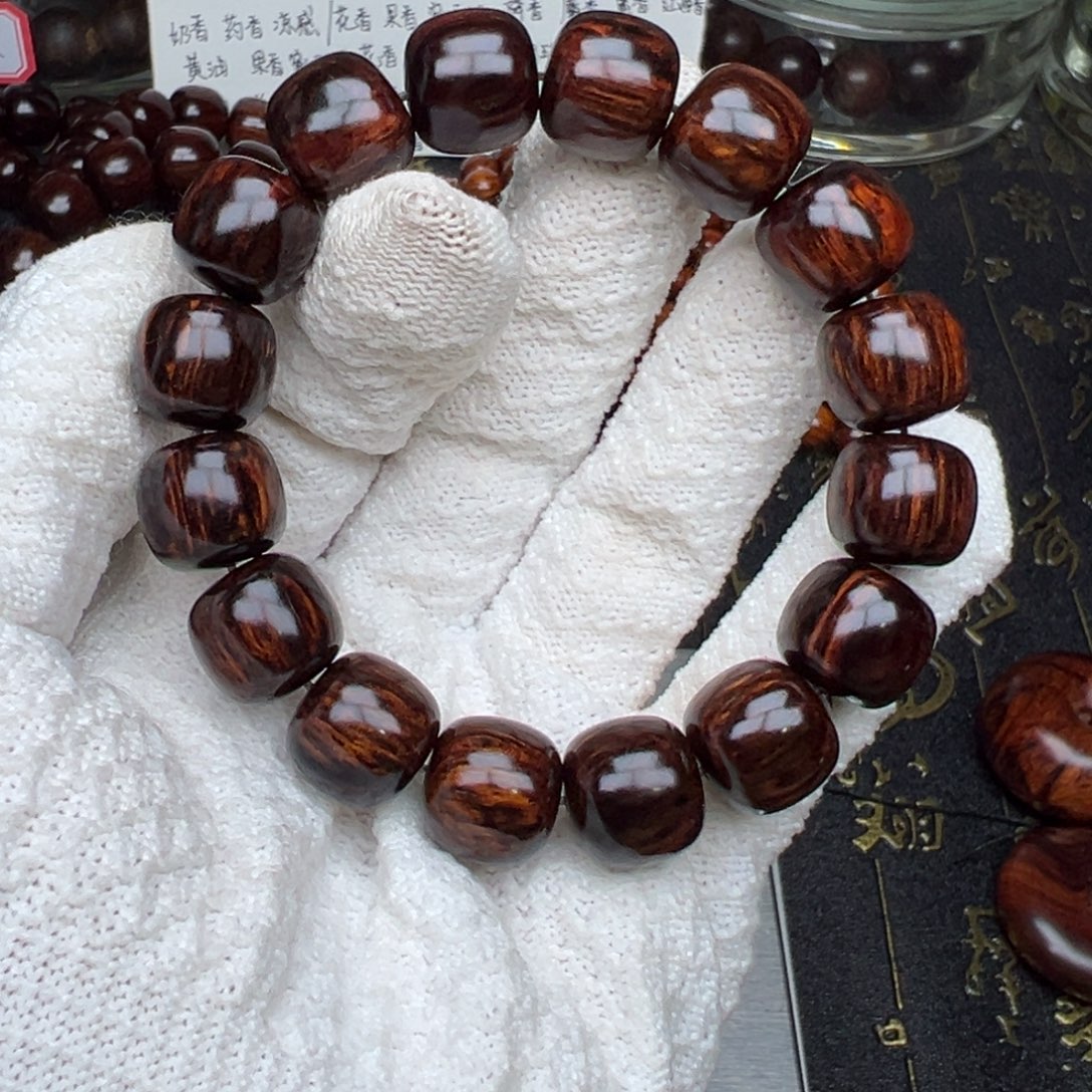 基***岁降真香手串/手链海南红降1314黑金烟花纹满油瑕疵