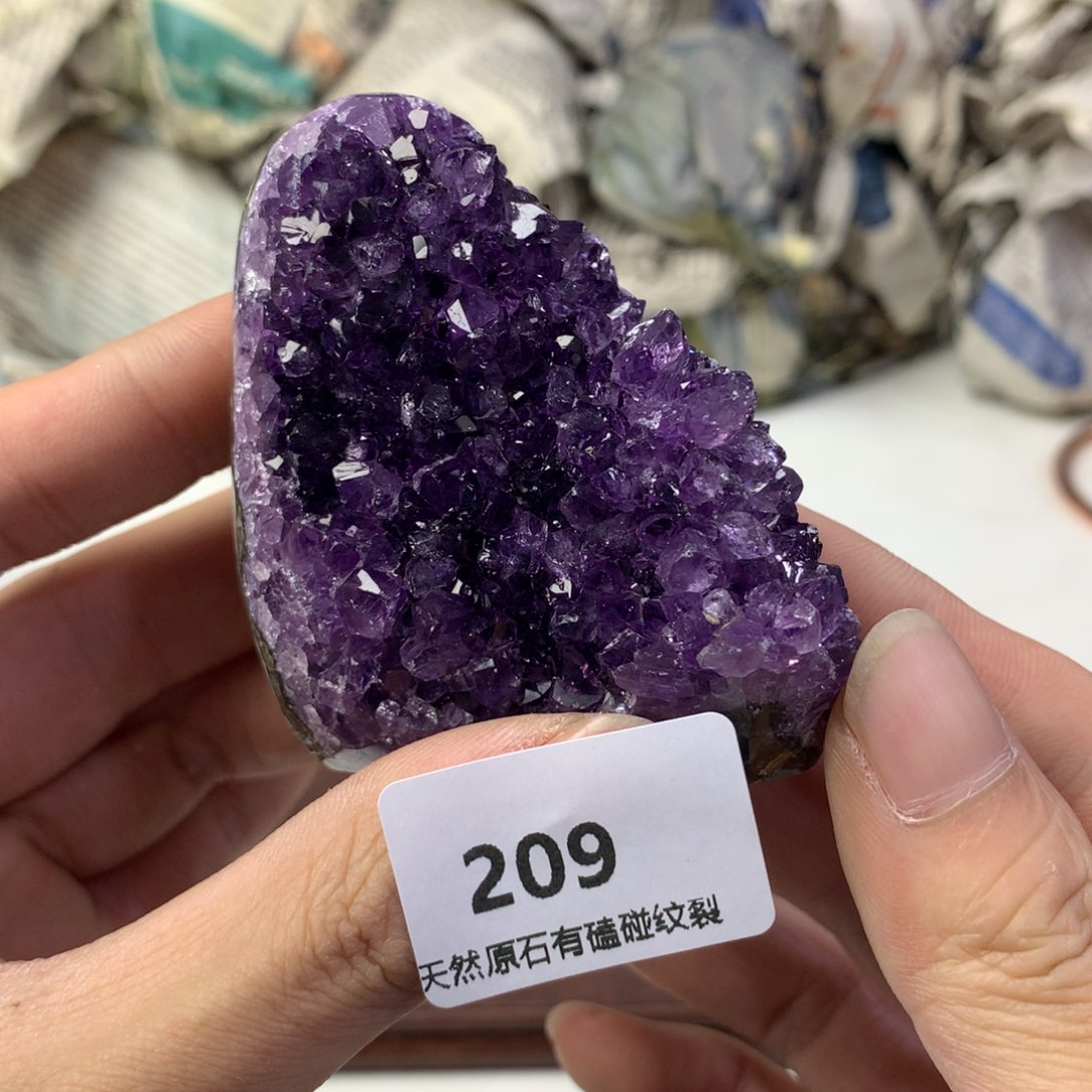 水晶大型摆件（非配饰）未镶嵌