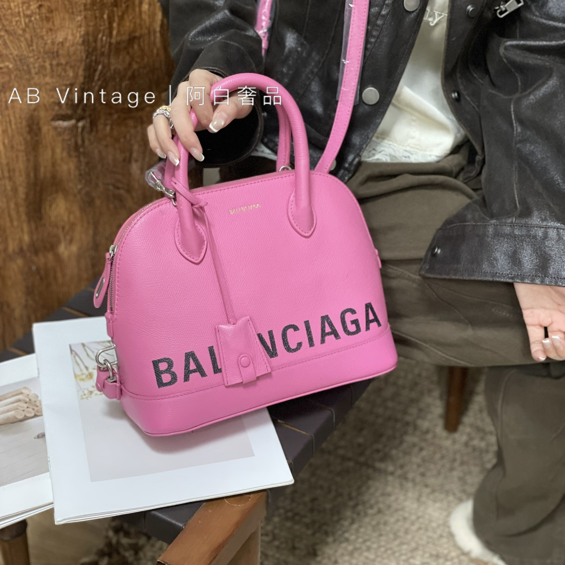 95新 Balenciaga/巴黎世家 阿白奢品/巴黎世家 粉色贝壳单肩包