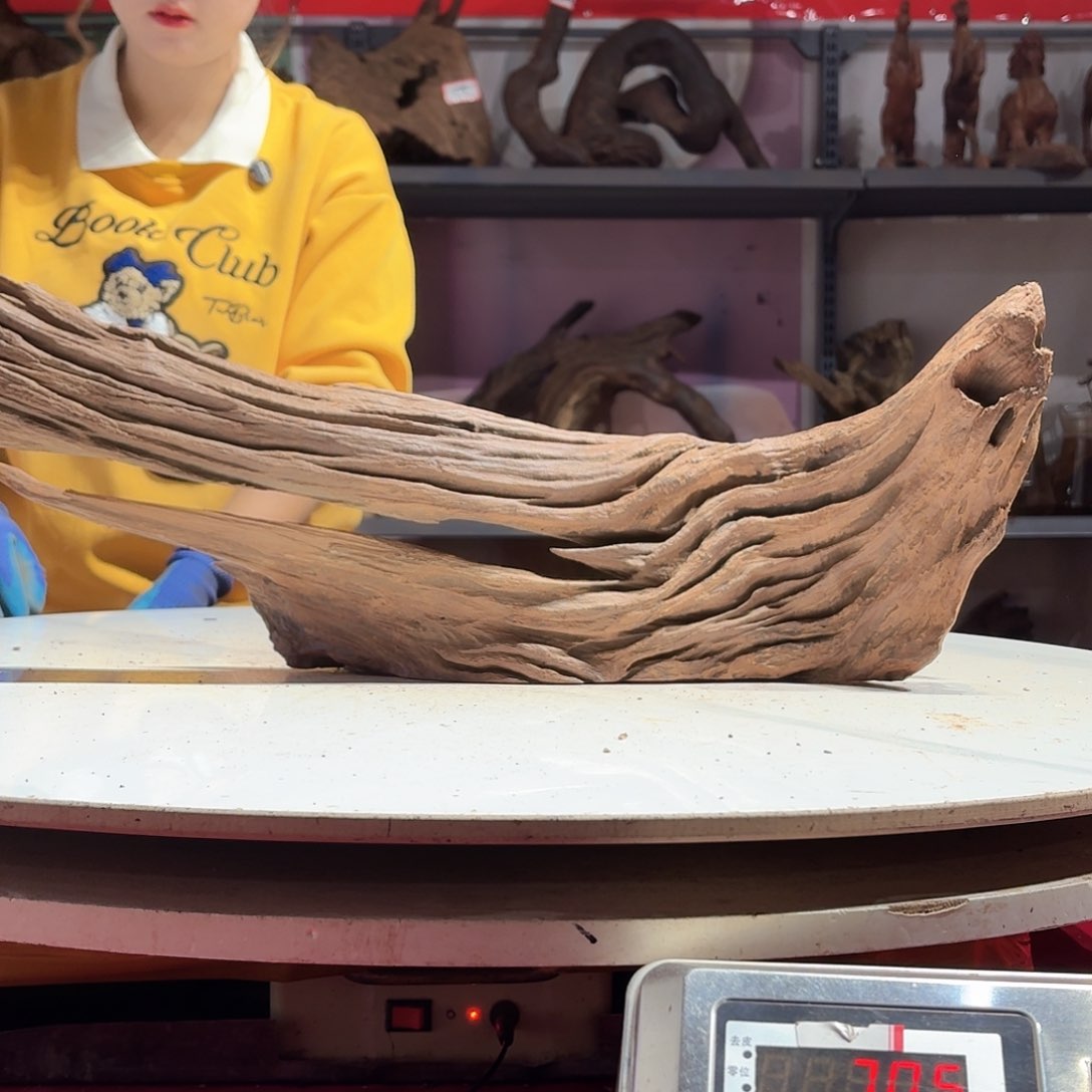 鑫品沉木不包损不包邮大***飞6844