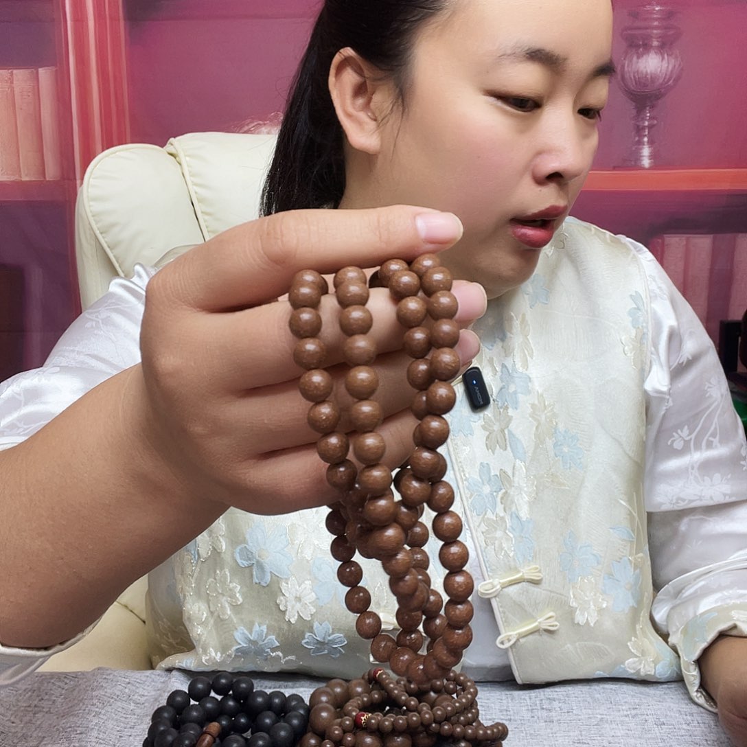 一***)泥塑大晚上的我在床