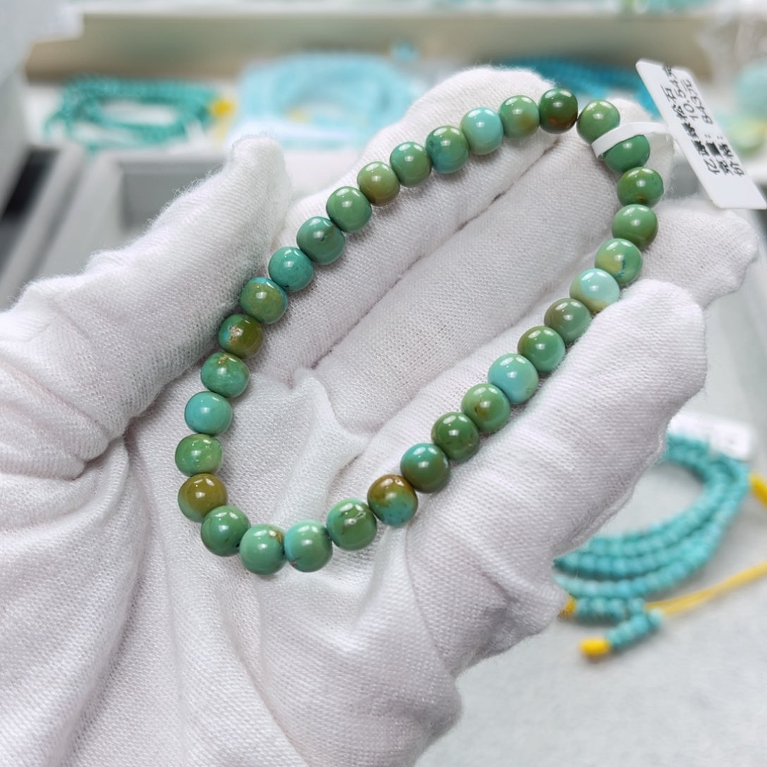 绿松石绿松石未镶嵌