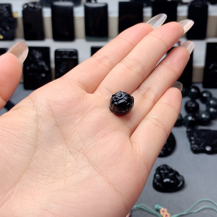 和田玉（墨玉）挂件未镶嵌用****2