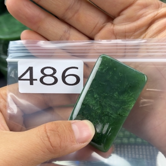 和田玉未镶嵌珠宝半成品