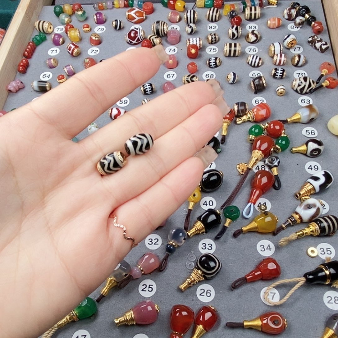 玛瑙/玉髓未镶嵌饰品