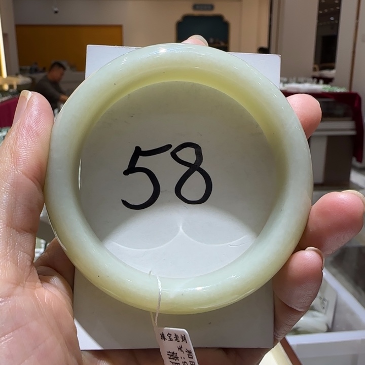 和田玉未镶嵌手镯610