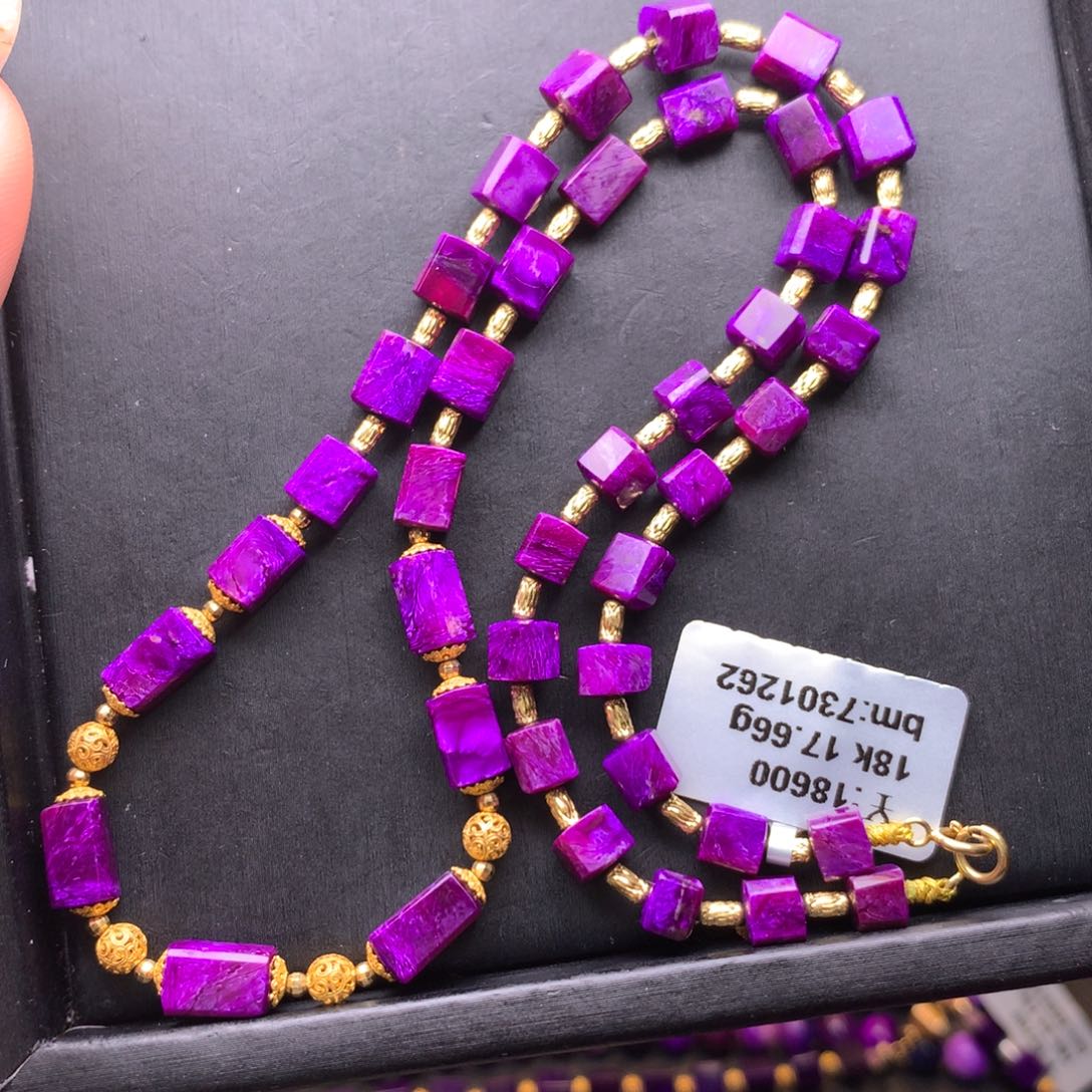 苏纪石（舒俱来）丝绒项链18K金镶嵌