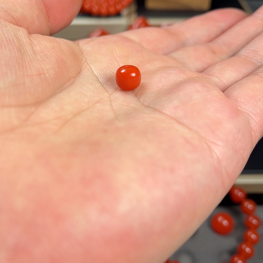 南红玛瑙未镶嵌颈饰柿子红老型单珠