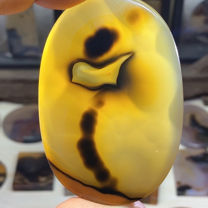 玛瑙/玉髓颈饰未镶嵌