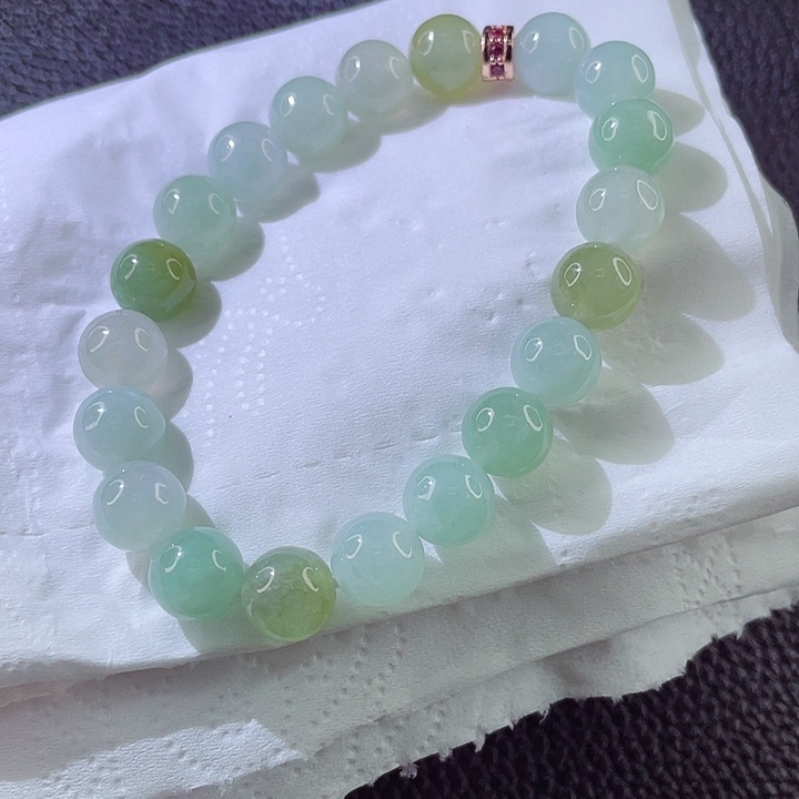 翡翠手链未镶嵌翡翠