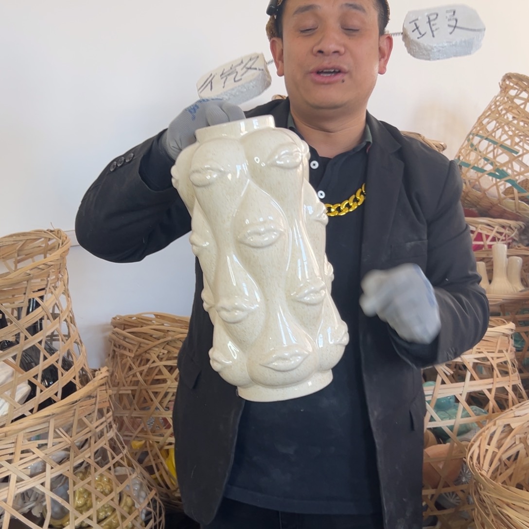 摆件42 号高中温陶瓷工艺瓶（部分微瑕）