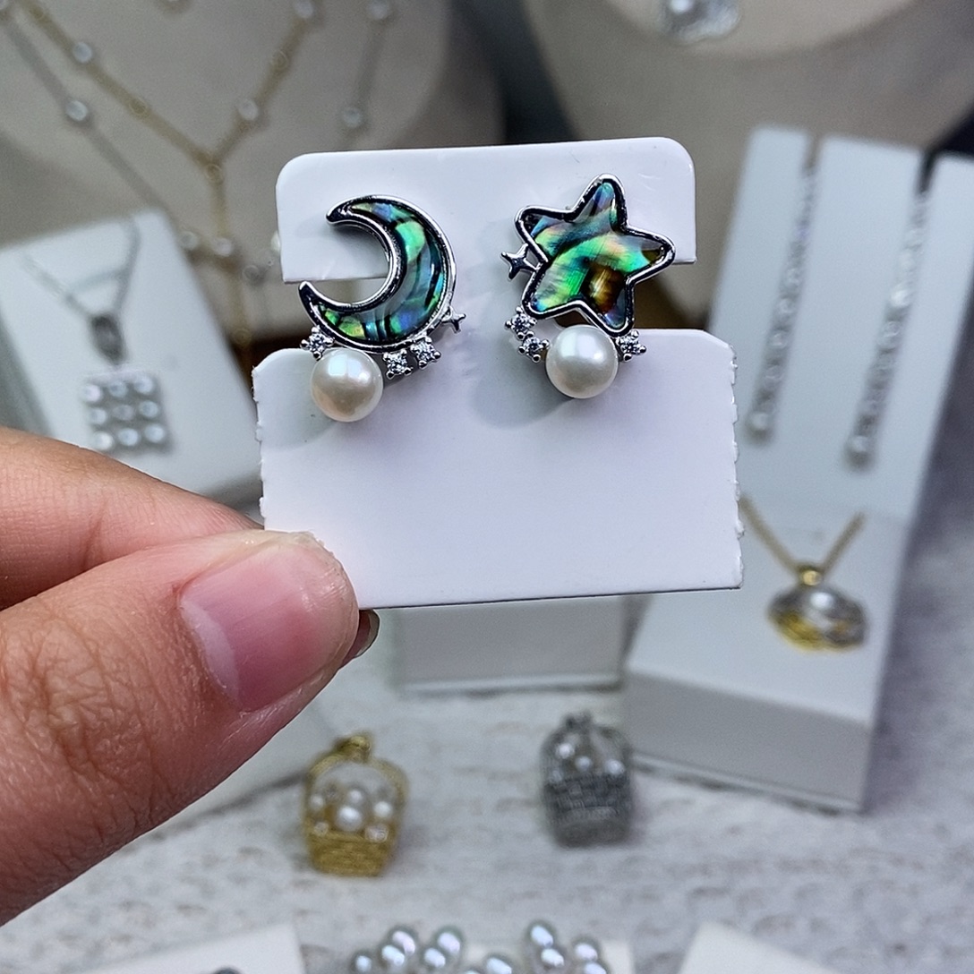 银S925镶嵌耳饰淡水珍珠