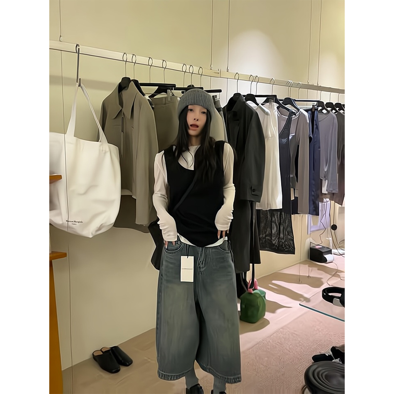 小众炸街高级感女装早春马甲背心叠穿t恤无袖牛仔九分高腰阔腿裤