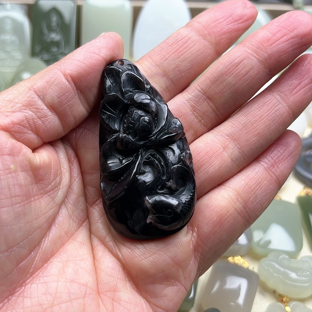 和田玉挂件未镶嵌