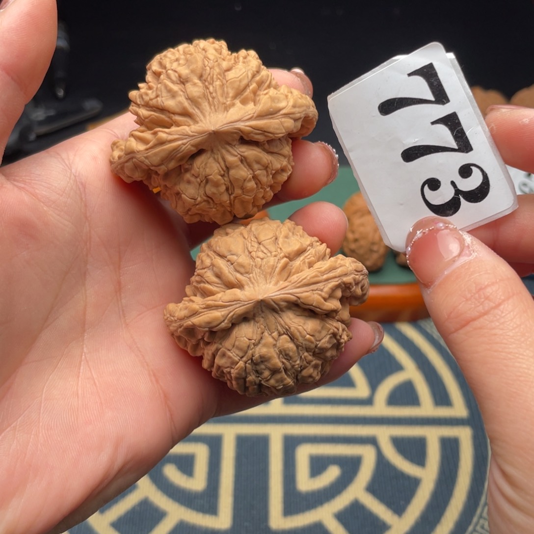 文玩核桃吊坠50全品龙顶773号