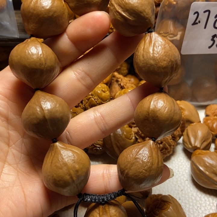 【闪购商品】橄榄核手串/手链?**包衣大素核