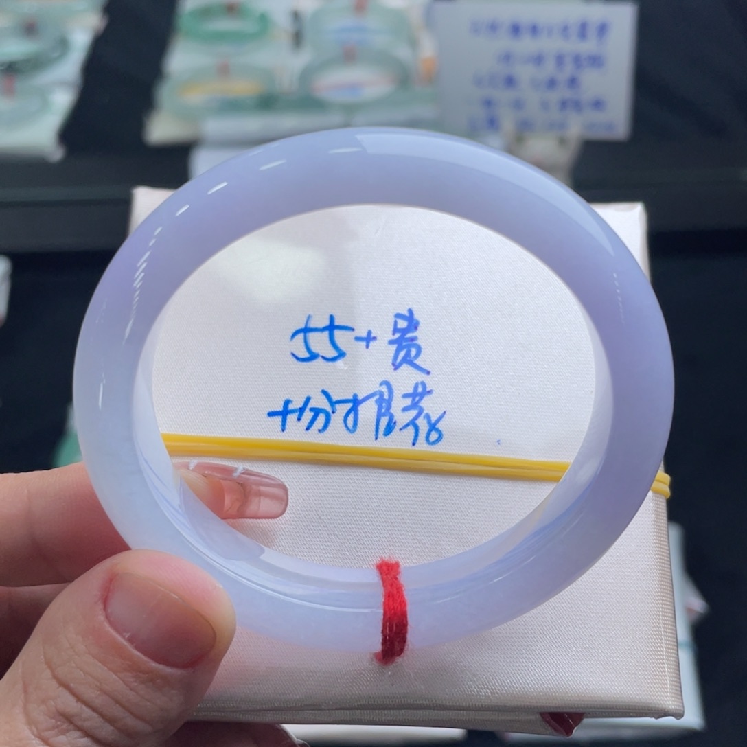 翡翠手镯未镶嵌j****g翡翠手镯