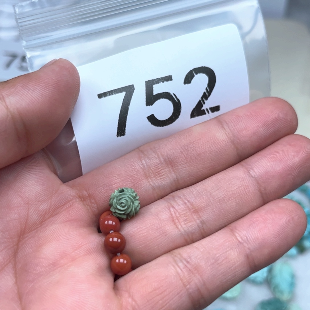 南红玛瑙未镶嵌珠宝奇石