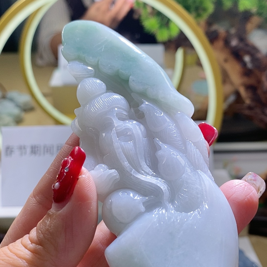 【闪购商品】翡翠颈饰未镶嵌鱼