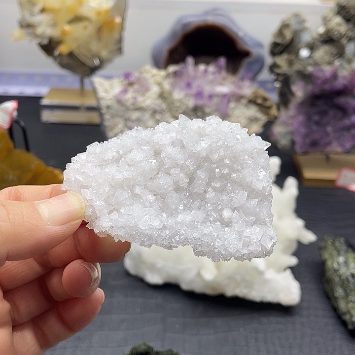 3坦桑石（处理）v****媛