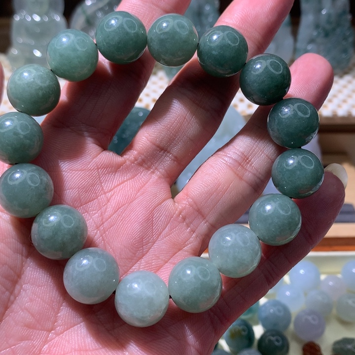 天***子翡翠未镶嵌颈饰珠串