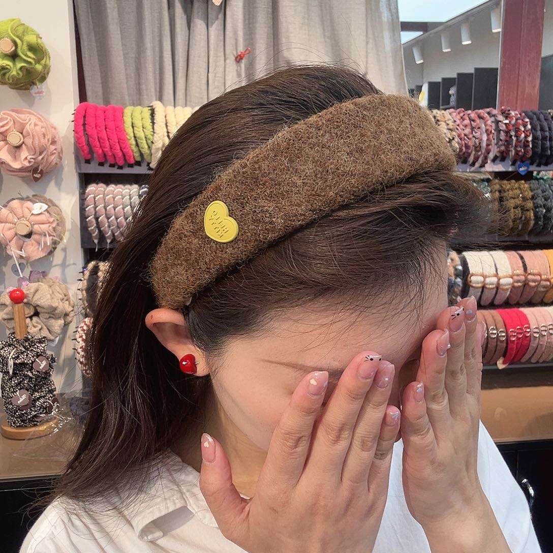 布艺铁合金咖色发箍