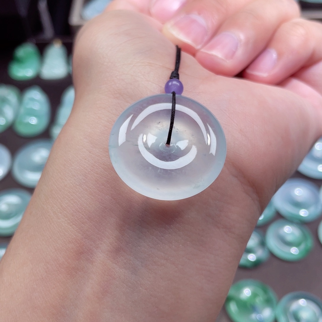 颈饰未镶嵌翡翠扣子