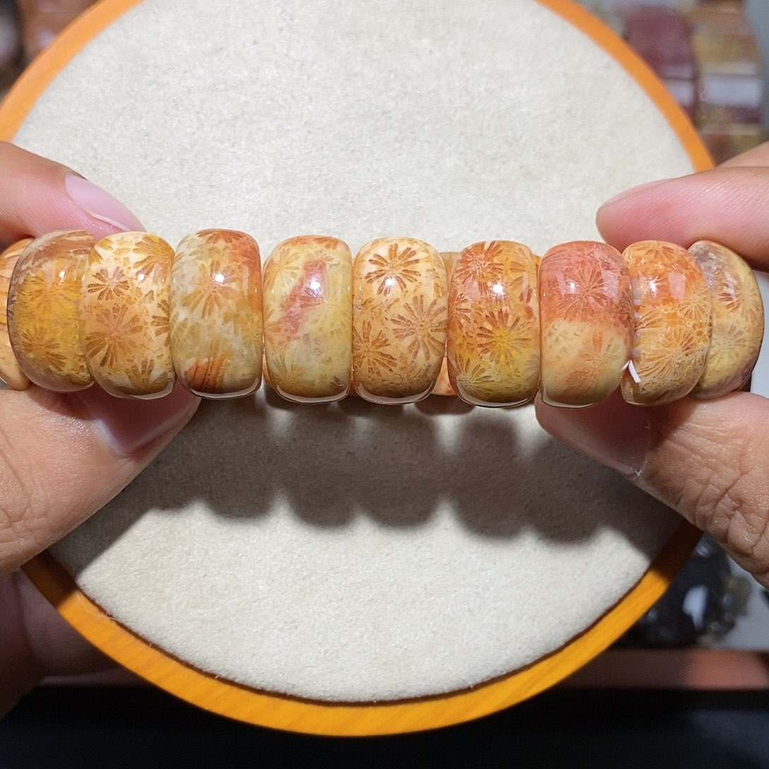 硅化珊瑚（珊瑚玉）手链未镶嵌向日葵124