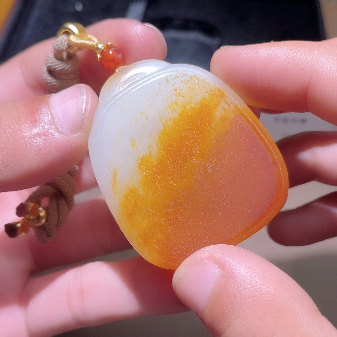 和田玉颈饰未镶嵌Z6