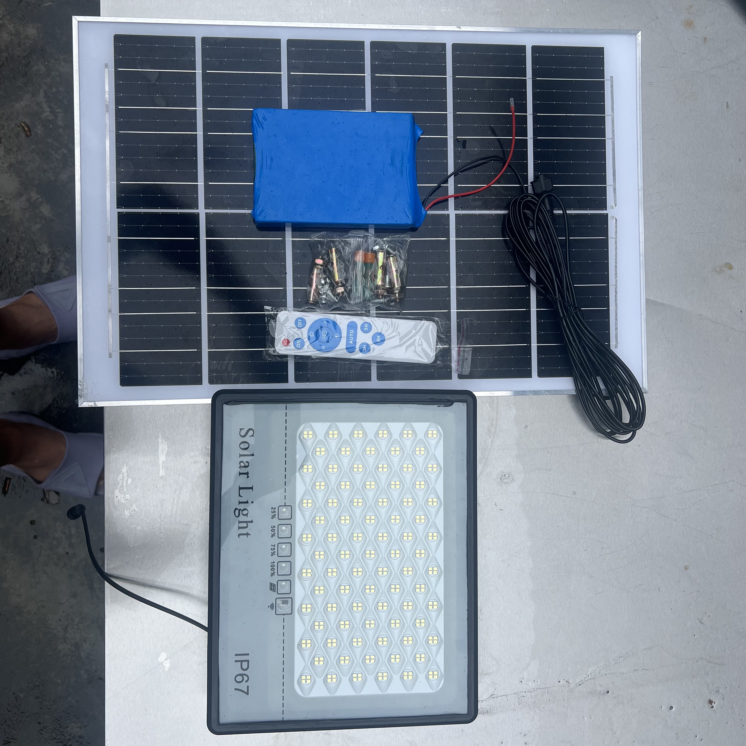 太阳能路灯满天星款电池容量24000毫安