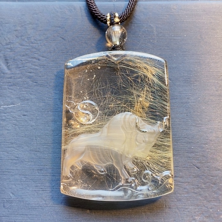 颈饰未镶嵌发晶天然白体金发晶生肖牛气冲天无事牌