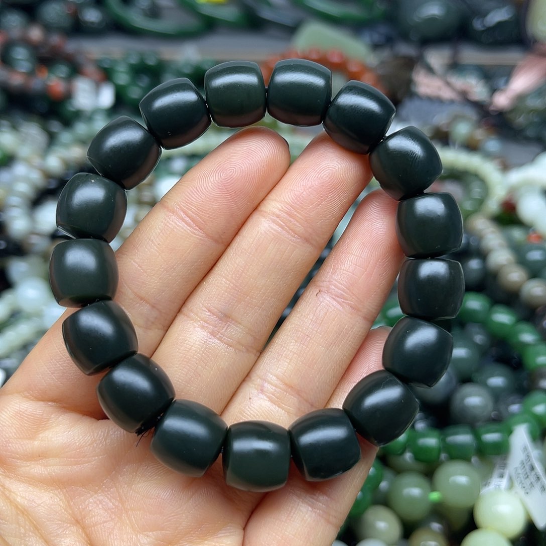 和田玉未镶嵌手链