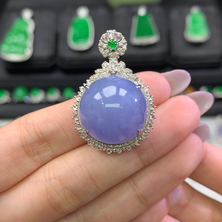 翡翠吊坠(不含链)18K金镶嵌