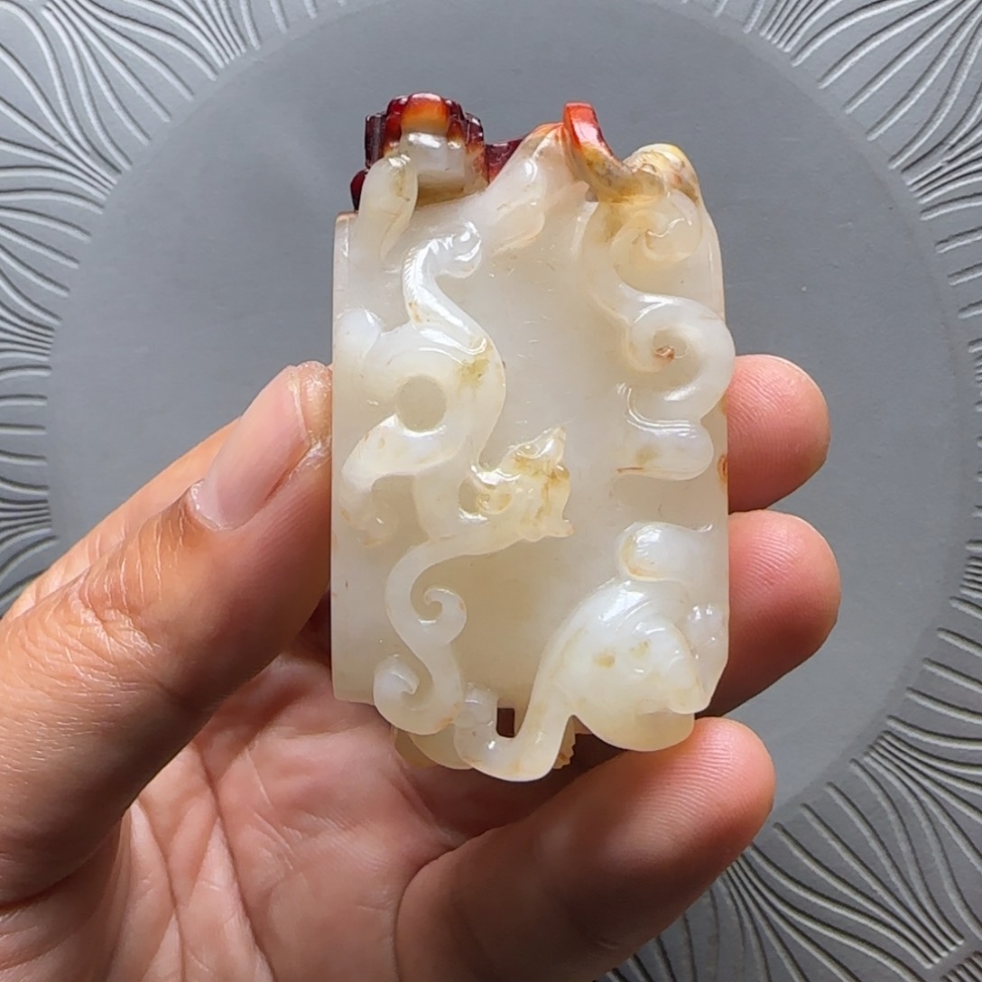 和田玉挂件未镶嵌果*