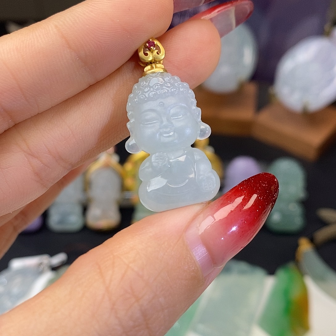 翡翠吊坠(不含链)18K金镶嵌