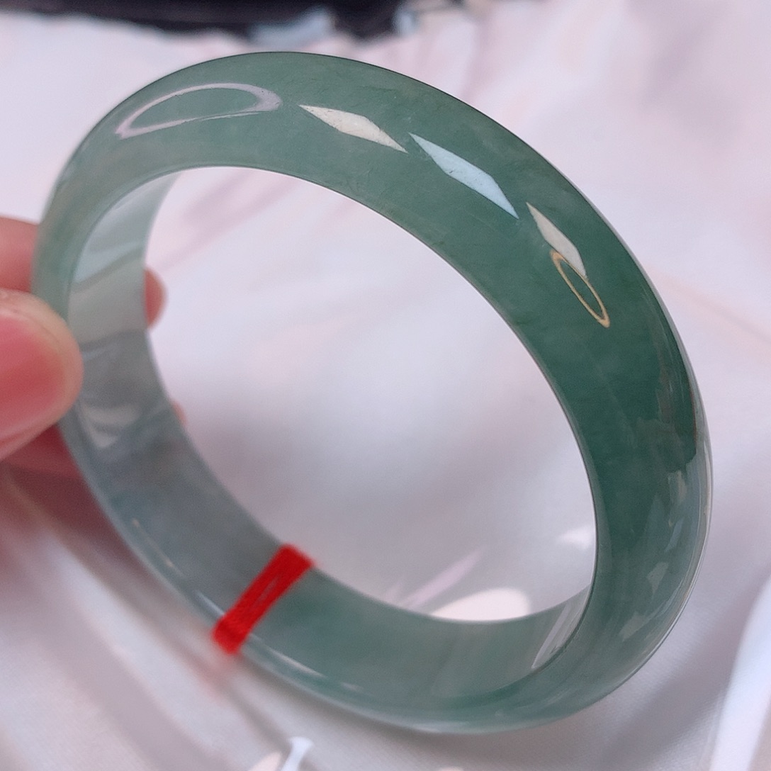 翡翠手镯未镶嵌52 翡翠手镯