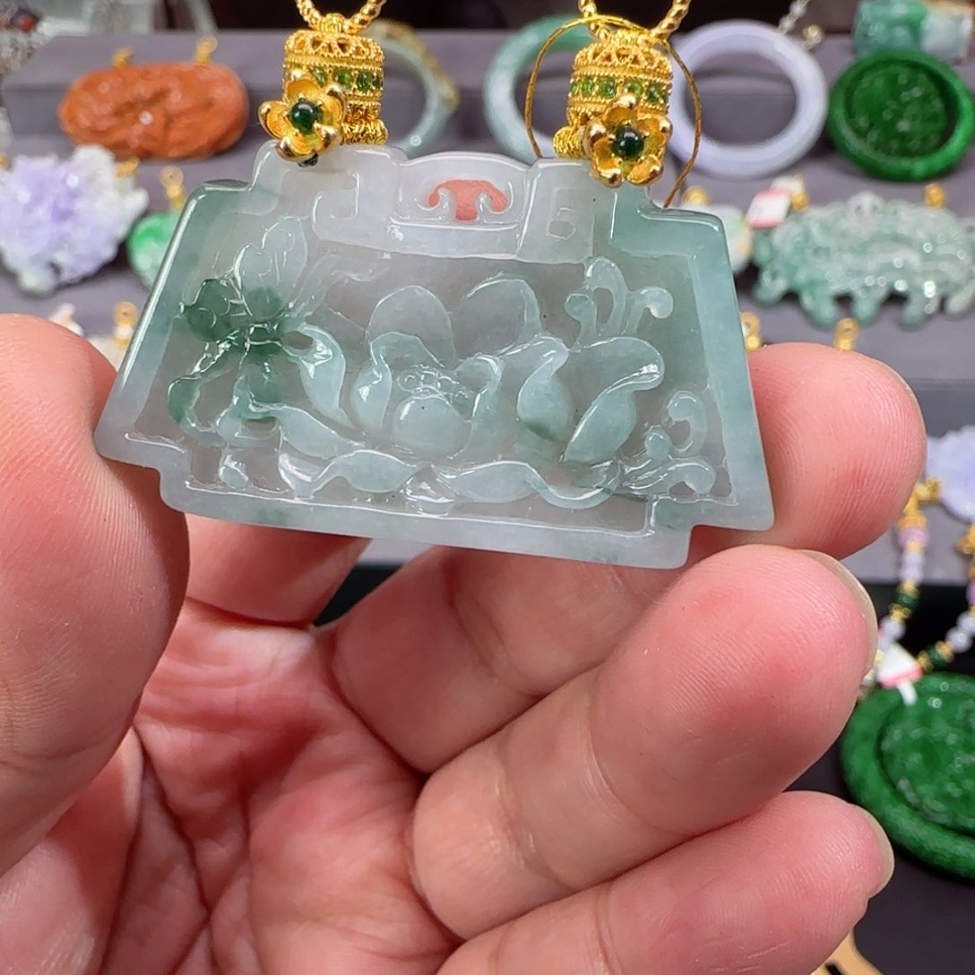 翡翠颈饰未镶嵌仿古