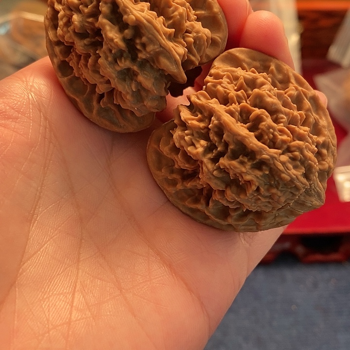 【闪购商品】文玩核桃吊坠满天星