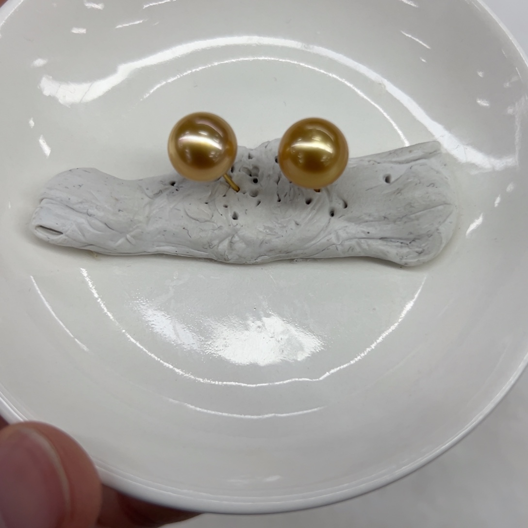 银S925镶嵌耳饰海水珍珠10-11mm正圆金珠素钉