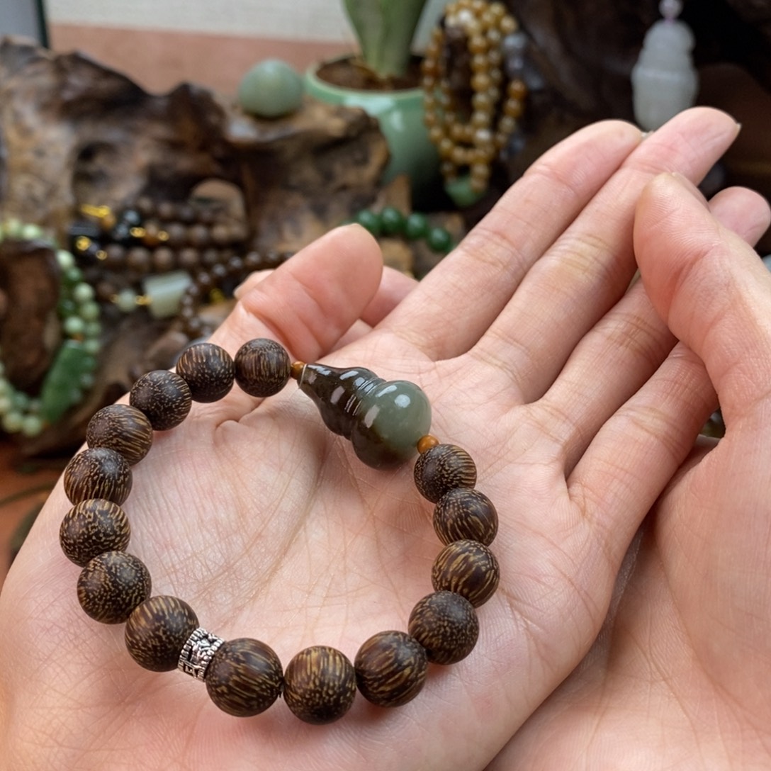 懒***~和田玉未镶嵌颈饰