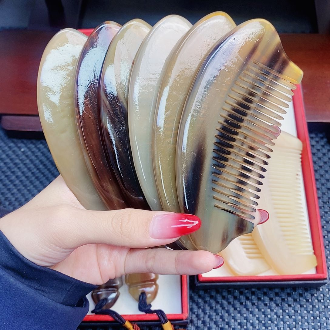 纯手工制作纯牛角梳子
