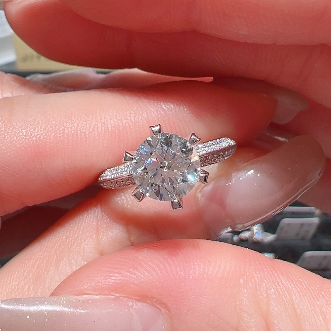 实验室培育钻石18K金镶嵌桃*@@00025039