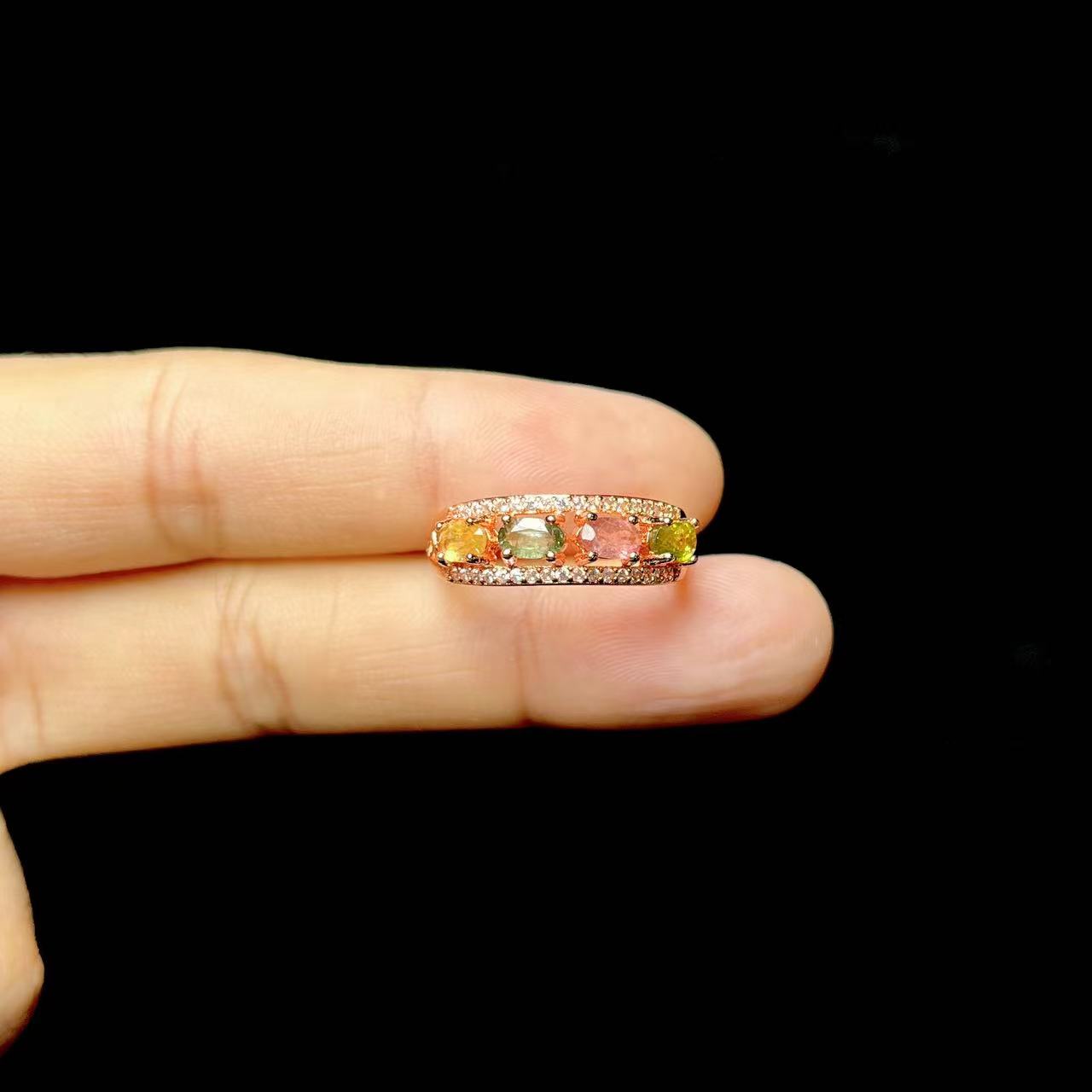 彩虹碧玺排钻气质时尚戒指C815赠送礼盒合金(多样性发)