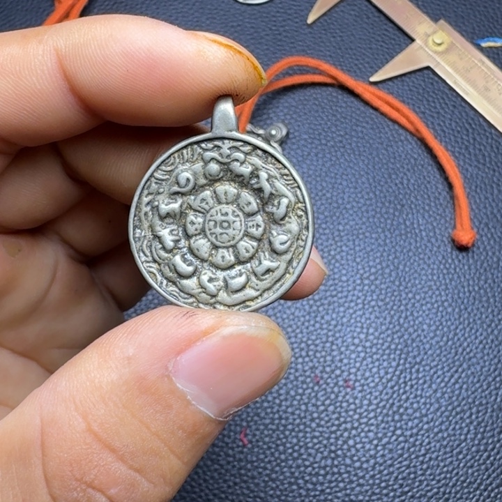 泥塑藏式风格九宫格..