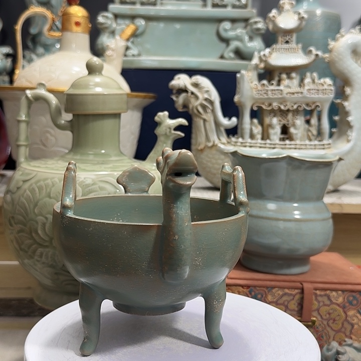 瓷片瓷瓷吃吃瓷瓷