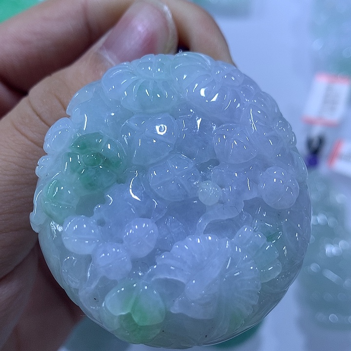 翡翠未镶嵌颈饰天然翡翠A货吊坠