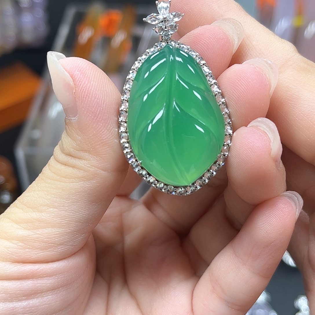 玛瑙/玉髓颈饰银S925镶嵌