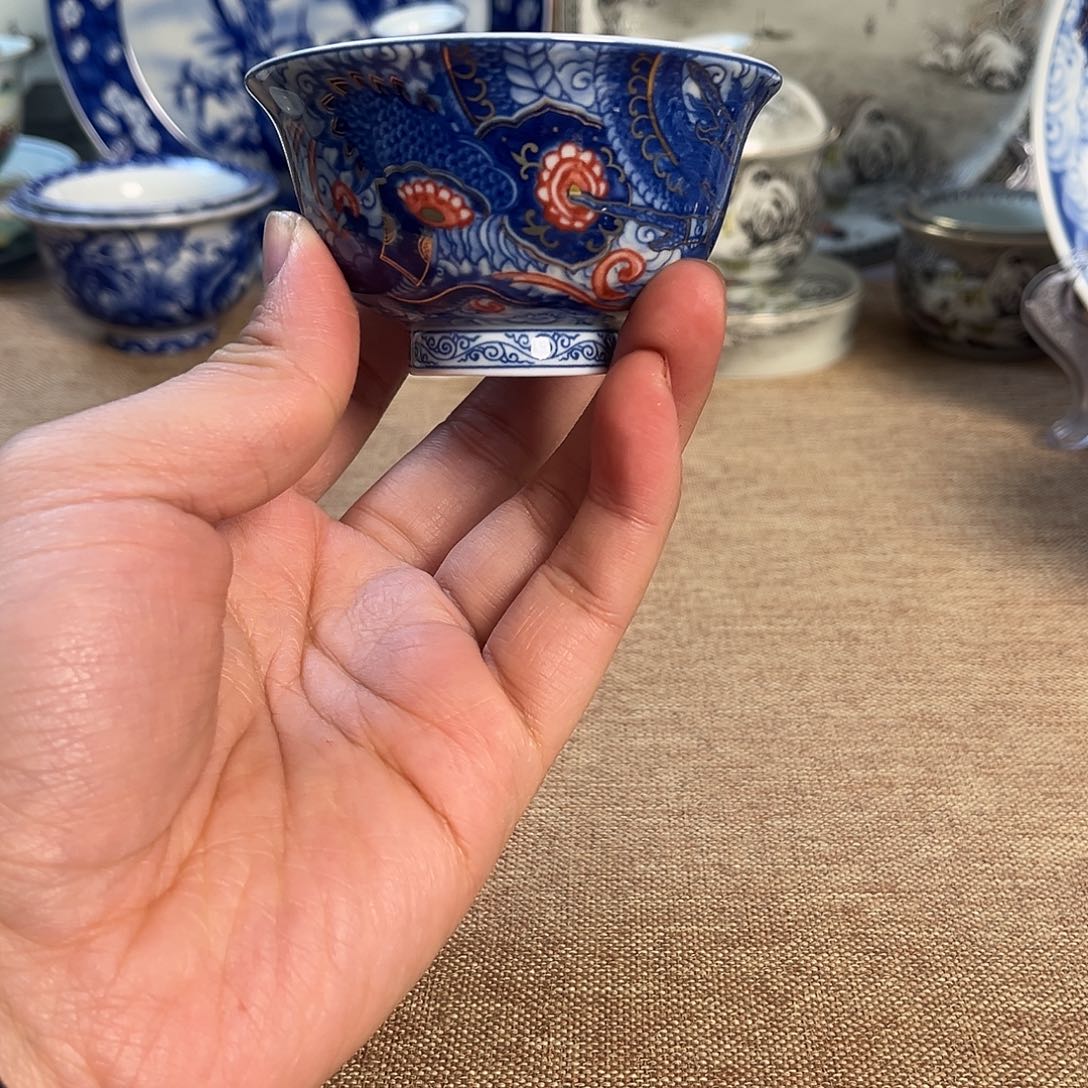 张***啊客杯加礼盒一枚一颗