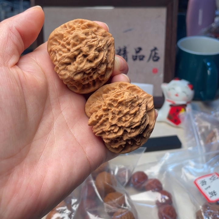 文玩核桃吊坠官帽