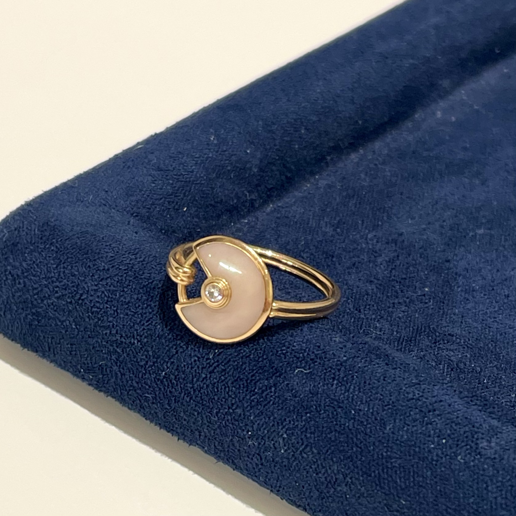 95新 Cartier/卡地亚 护身符系列粉色蛋白石戒指2405040